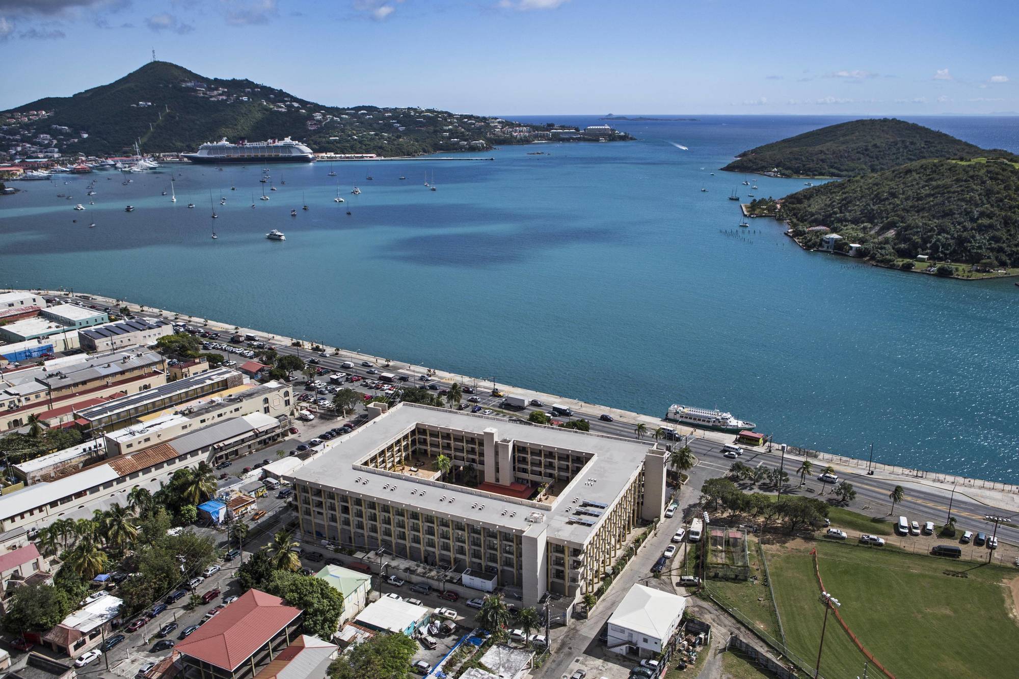 Windward Passage Hotel Шарлотта-Амалия Экстерьер фото